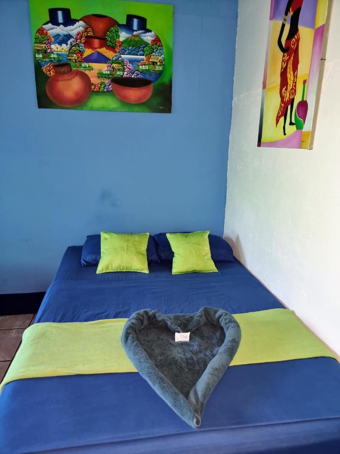Cabinas Tortuguero Natural Екстериор снимка