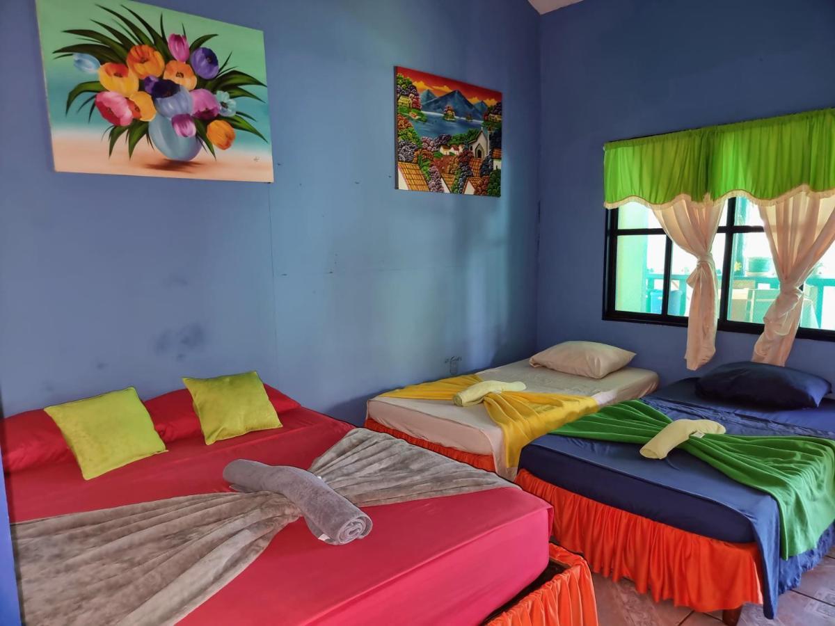 Cabinas Tortuguero Natural Hostel Екстериор снимка