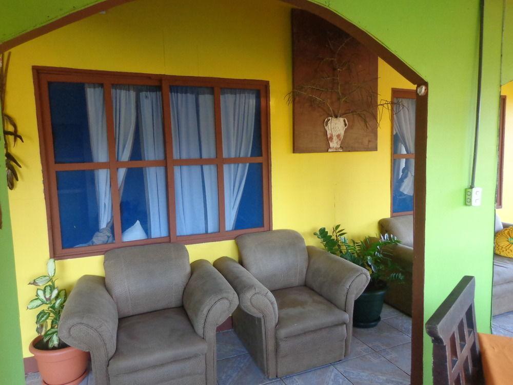 Cabinas Tortuguero Natural Hostel Екстериор снимка