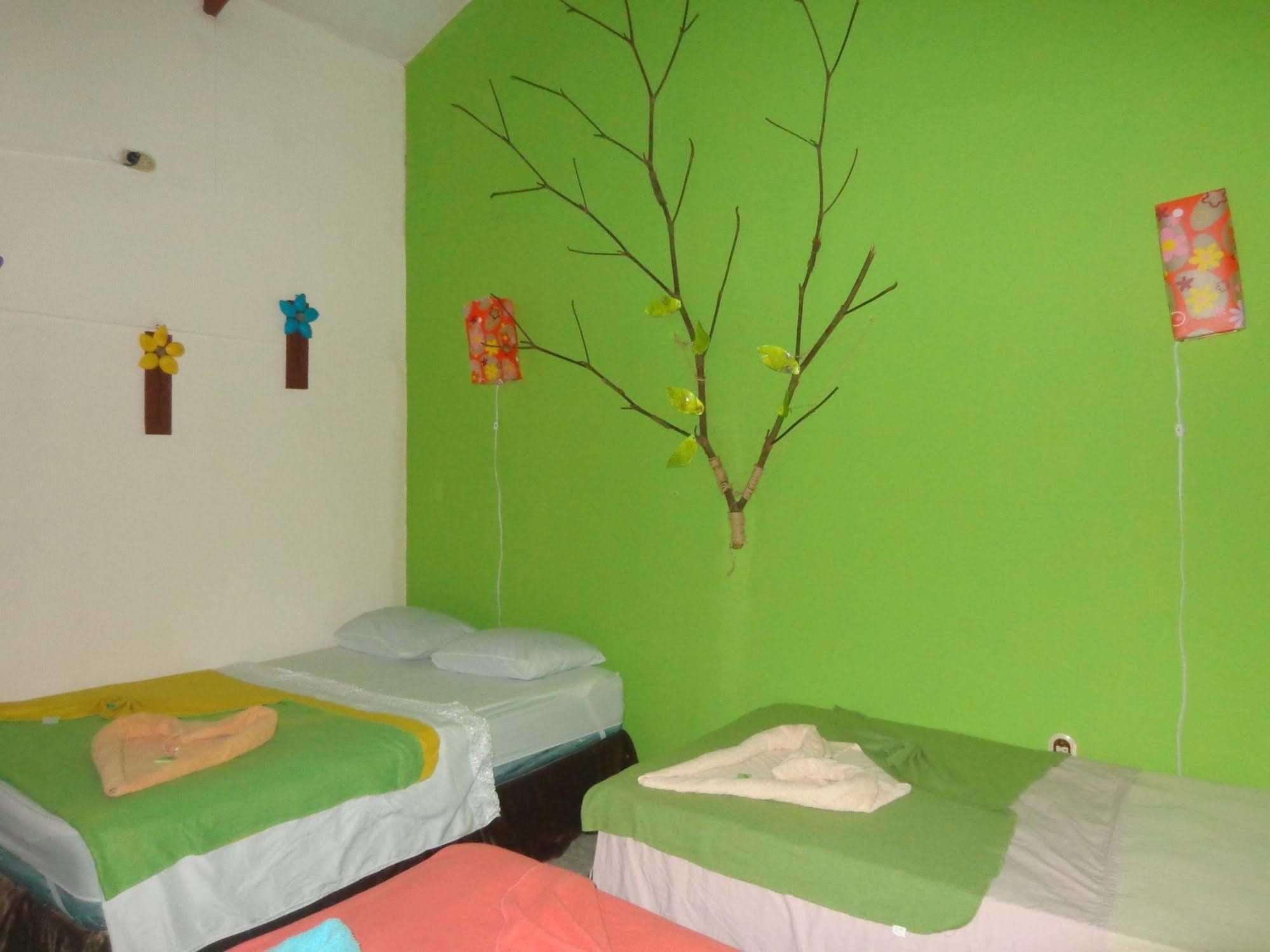 Cabinas Tortuguero Natural Екстериор снимка