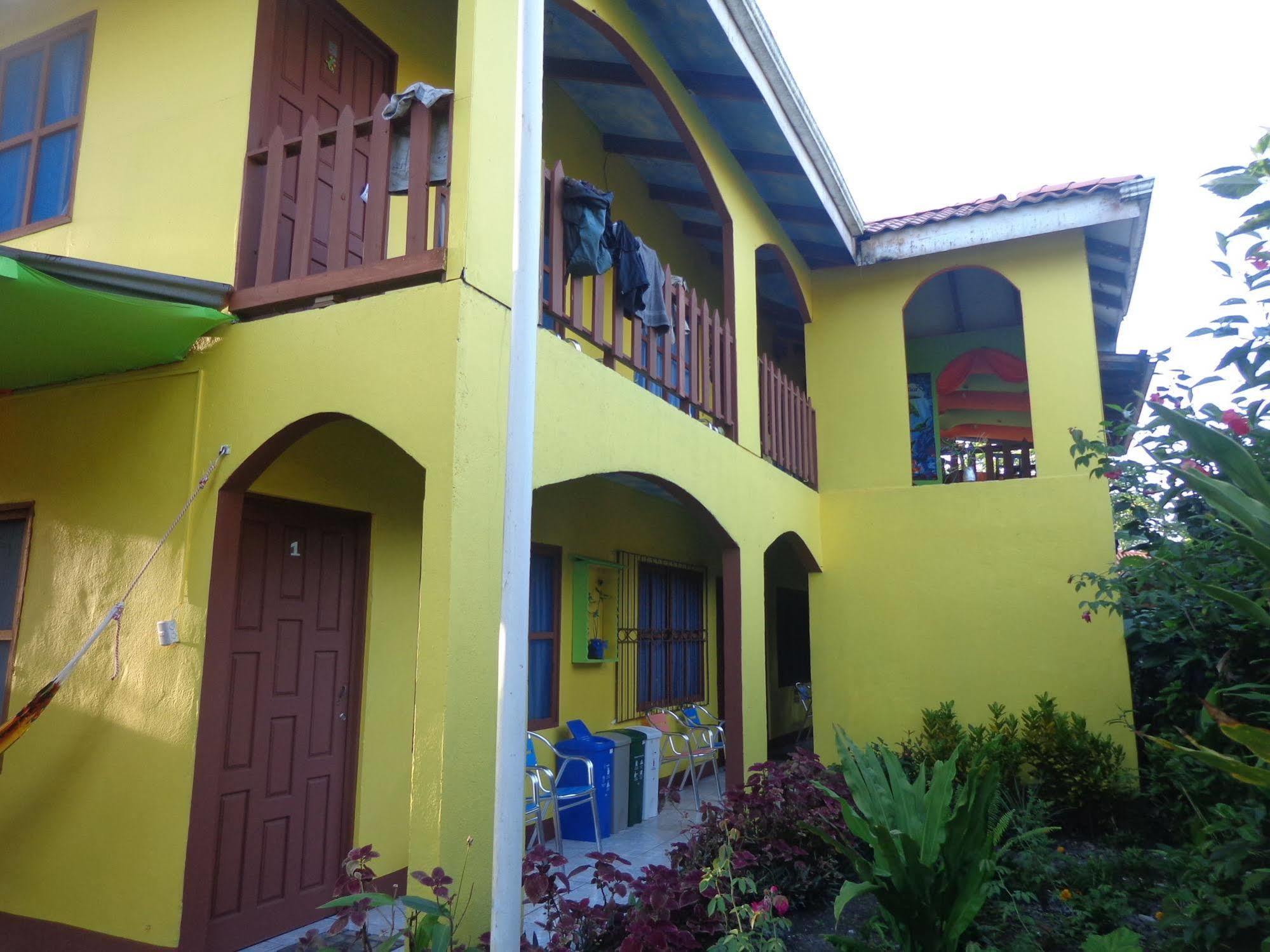 Cabinas Tortuguero Natural Екстериор снимка